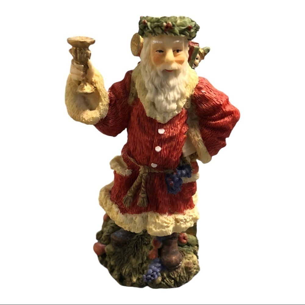 The International Santa Claus Collection - Father Christmas - England Figurine